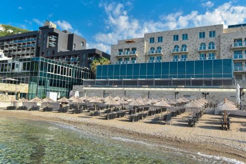 Avala Resort & Villas — Beach