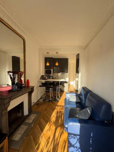Appartement parisien - Balcon face au Louvre
