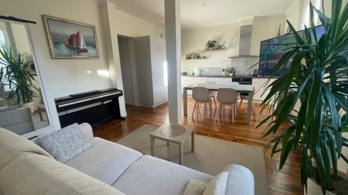Family Parisian loft , Center 25 min, 3 Bedrooms