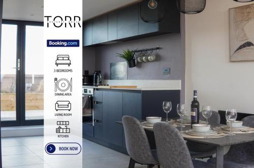 Gallery image of 3BR Penthouse By Torr Property Group Short Term Lets With Private Rooftop Garden Manchester in Manchester