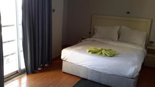 Sarina Hotel
