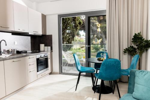 Velour Luxury Apartments by BiNoBi!