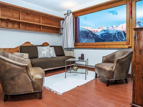 Apartment Chesa La Drosa AB by Interhome