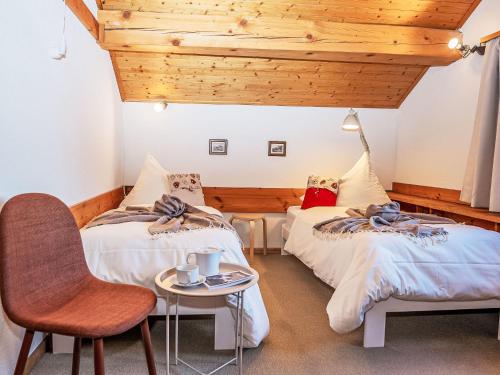 Apartment Chesa La Drosa AB by Interhome