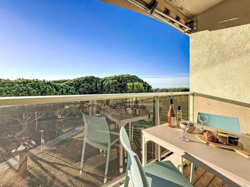 Apartment Le Golfe Vermeil-1 by Interhome