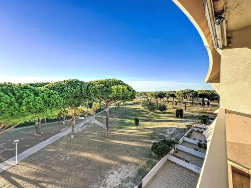 Apartment Le Golfe Vermeil-1 by Interhome
