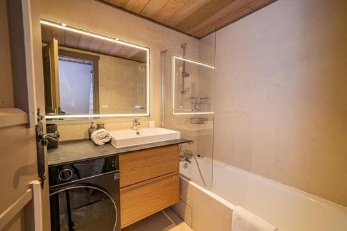 Balcons de Champraz- Spectacular Mont Blanc and Lake Views