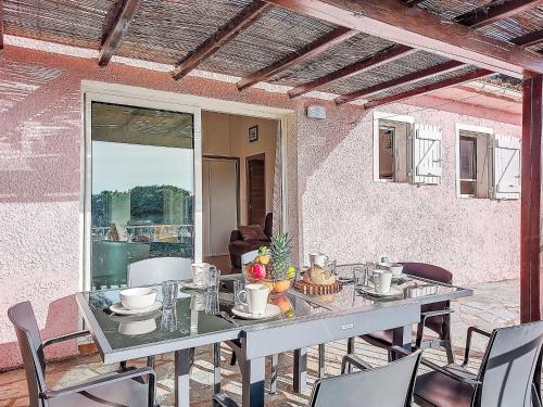Apartment Marina Di Santa Giulia by Interhome