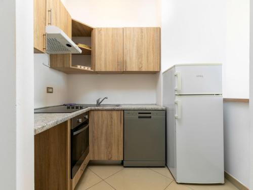 Apartment Aparthotel Rotonda Inn-2 by Interhome