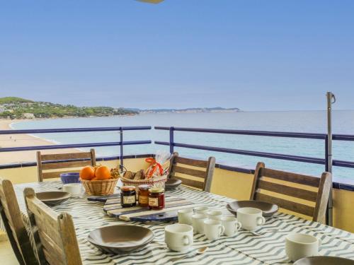 Apartment Los Laureles Blancos by Interhome