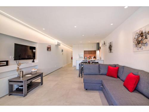 Apartment Aurora by Interhome