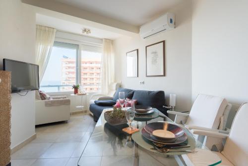 MalagaSuite Front Beach Stay Benalmadena