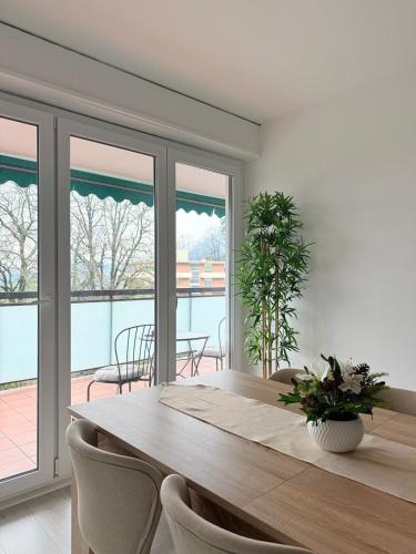 Modern Flat with Big Balcony & Garage Parking