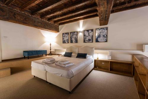 Casa Maggio by MMega