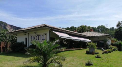 Hotel los jardines de la llosa