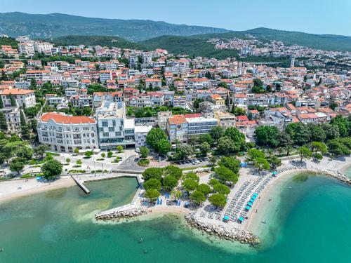 Family Apartments Vesna- 100 m Beach -Center Crikvenica