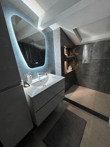 Suite Elégance, Design, Calme, Clim et Parking