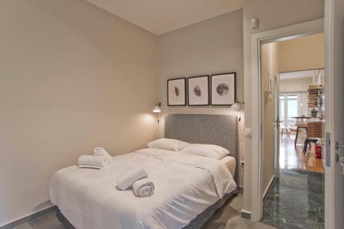 Steps from History Thissio 2BR Spotless Apt