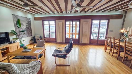 Sea views in the heart of the old town