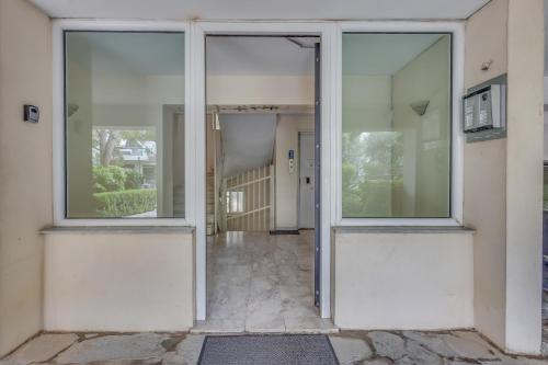 h2h Levandre Kallithea near Metropolitan,
