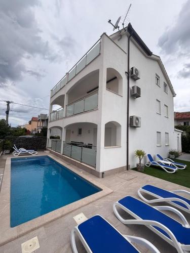 Apartments Jozak