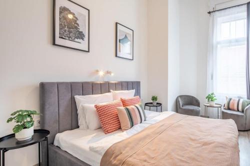 Great studio near the Synagogue