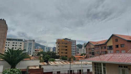 Vista general de Cochabamba o vistes de la ciutat des de l'apartament