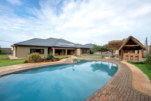 Zambezi Drift Inn