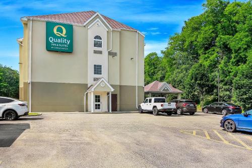 a building with a sign on the side of it at Quality Inn & Suites in Washington