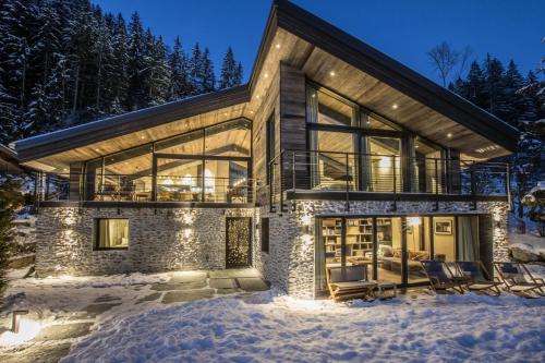 Chalet onthe Rocks