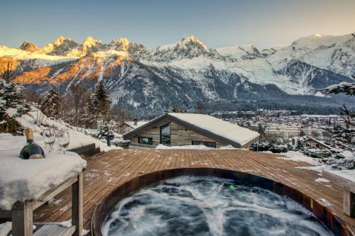 Chalet onthe Rocks