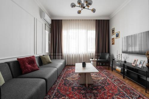Premium Family House for 10 Near Taksim