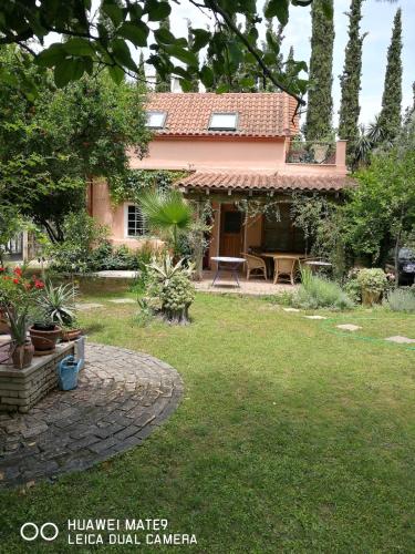 Villa with big garden
