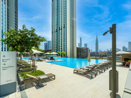 41st Floor 2BD Apartment in Downtown Views II Walk to Dubai Mall