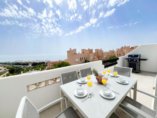 Beach & Golf Townhouse in Bahía de Casares