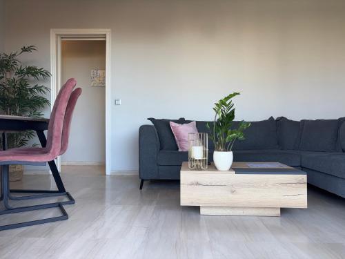 Charming Flat in Glyfada Center