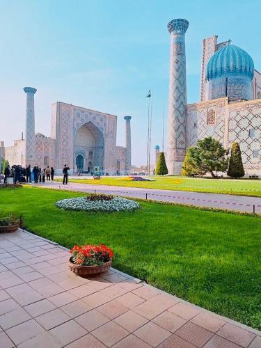 Guesthouse Anora 1, Three minutes walk from Registan Square, The very Center of Samarkand