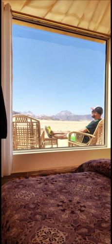 ระเบียงหรือลานระเบียงของ Essam