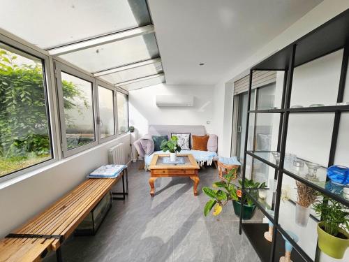 Large air-conditioned apartment for 7 people, Free parking