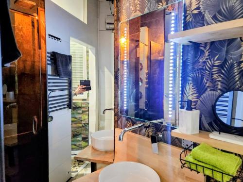 VERSACE 6PACK -SMART HOME-air conditioner - HISTORIC CENTER-GRAN VIA-SOL-MALASANA