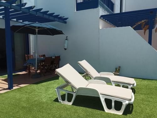 Duplex con piscina en 1ª linea de mar. Super vistas