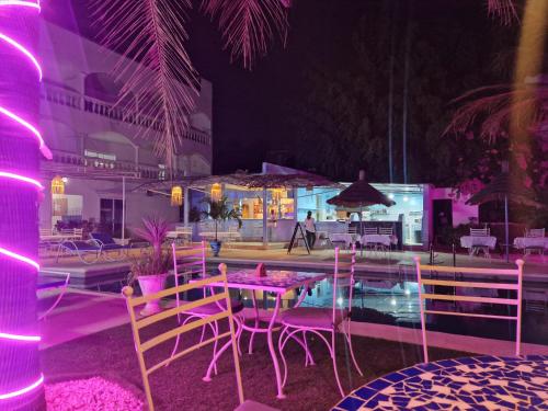 Foto de la galeria de Les Filets Bleus a Saly Portudal