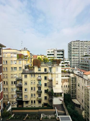 Studio Suite 11