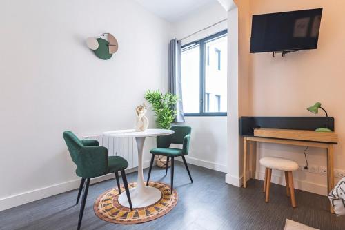 Immi Immobilier - Studio Moderne & Équipé