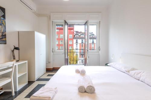 Sempione 102 Excl 2Bdr with 2 balconies near M5