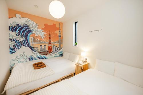 Skywind Heaven Hokusai Ukiyoe Villa, Skytree Rooftop View, 6 Min Walk, 110sqm, 3BR 5 Beds, Free Parking