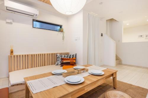 Skywind Heaven Hokusai Ukiyoe Villa, Skytree Rooftop View, 6 Min Walk, 110sqm, 3BR 5 Beds, Free Parking