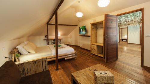 En eller flere senge i et værelse på Baan Yai exclusive Villa 5 bedrooms