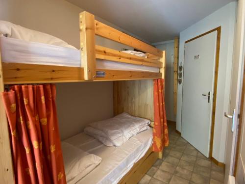 Appartement confortable avec parking près du centre-ville à Châtel