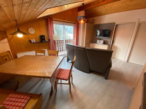 Appartement spacieux, proche centre-ville, parking inclus